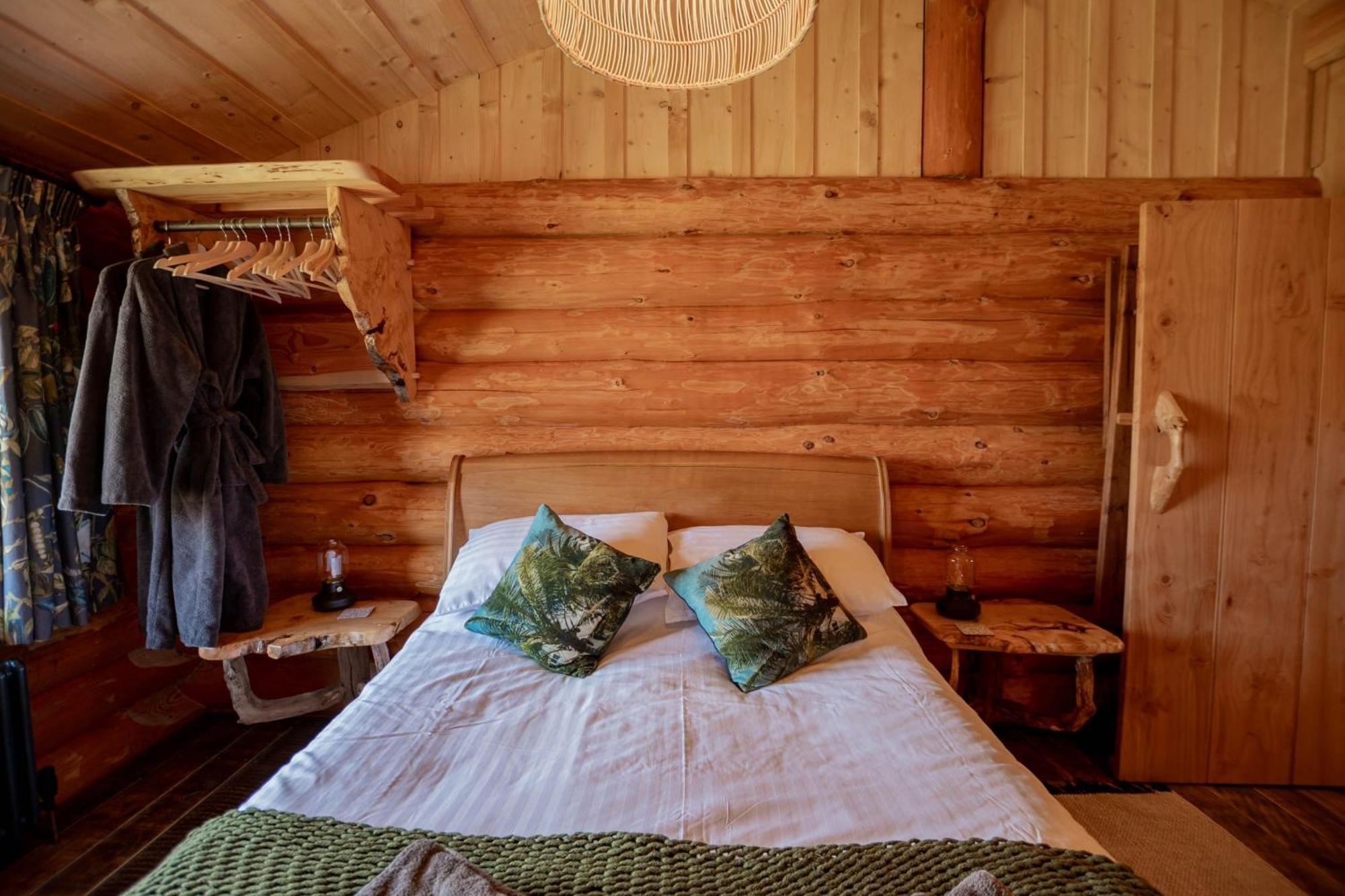 Rowan - Tedstone Log Cabins บรอมยาร์ด ภายนอก รูปภาพ