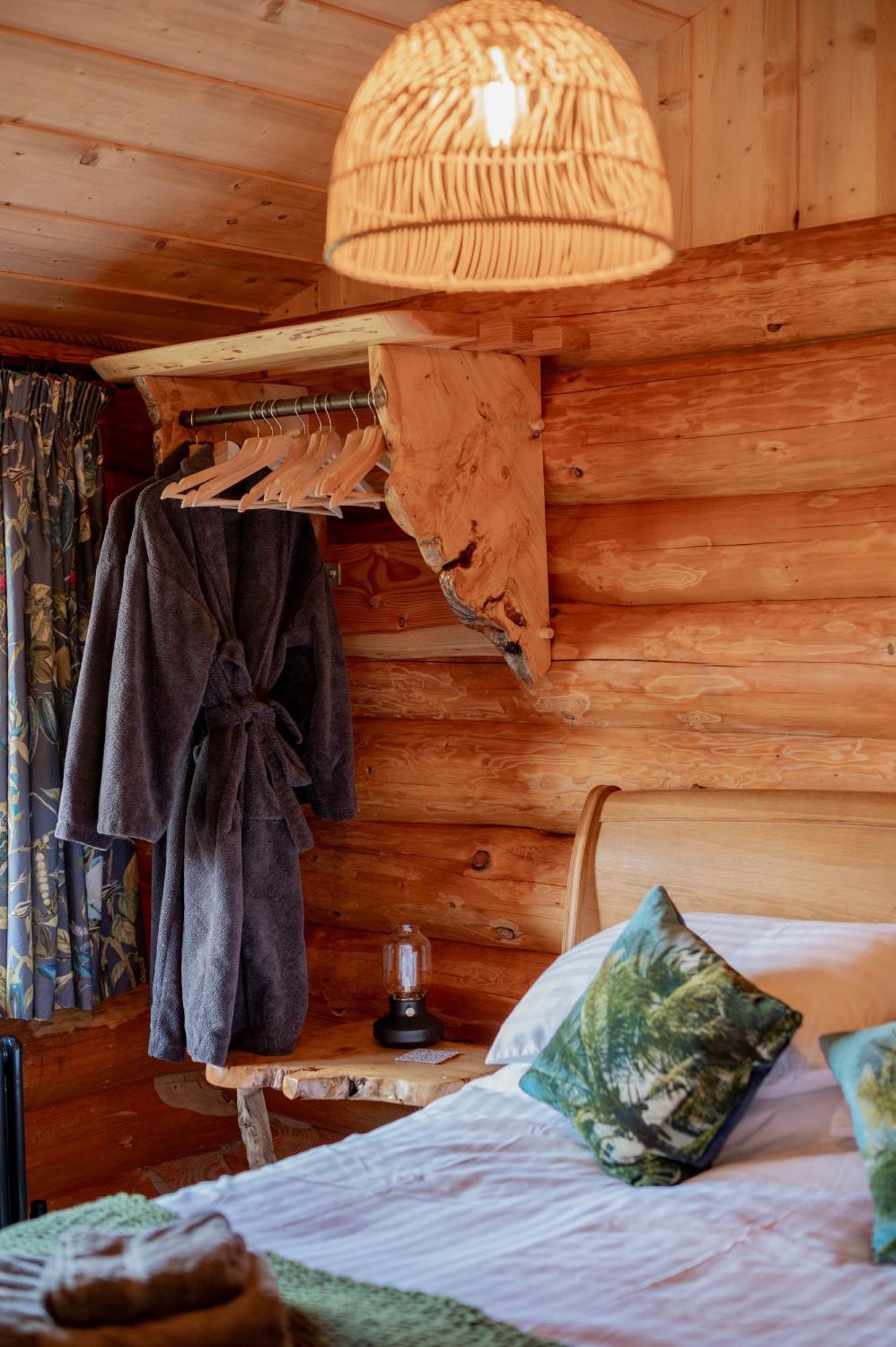 Rowan - Tedstone Log Cabins บรอมยาร์ด ภายนอก รูปภาพ