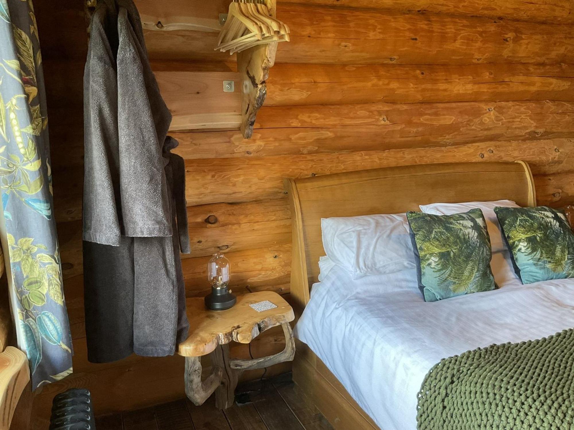 Rowan - Tedstone Log Cabins บรอมยาร์ด ภายนอก รูปภาพ