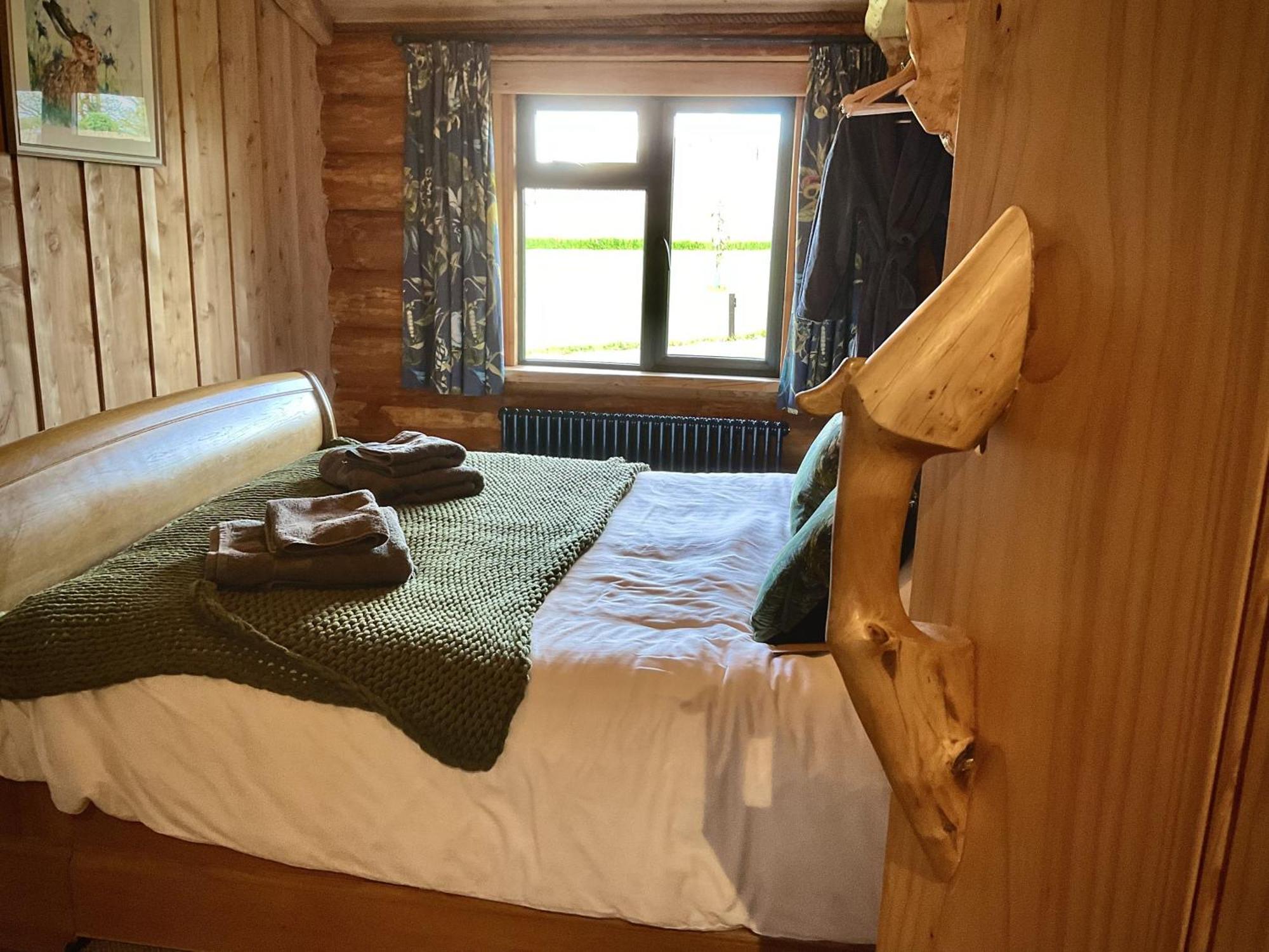Rowan - Tedstone Log Cabins บรอมยาร์ด ภายนอก รูปภาพ