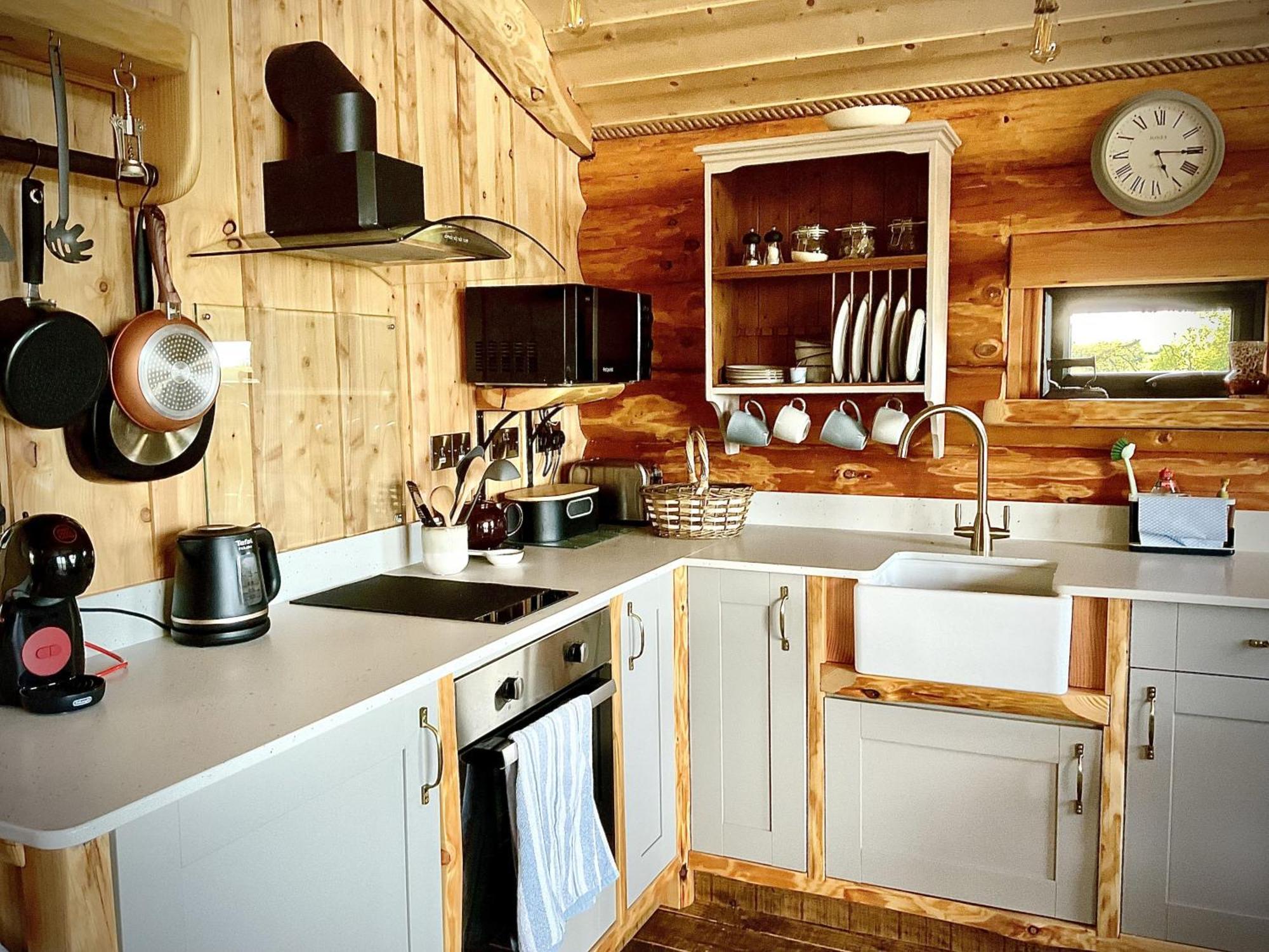 Rowan - Tedstone Log Cabins บรอมยาร์ด ภายนอก รูปภาพ