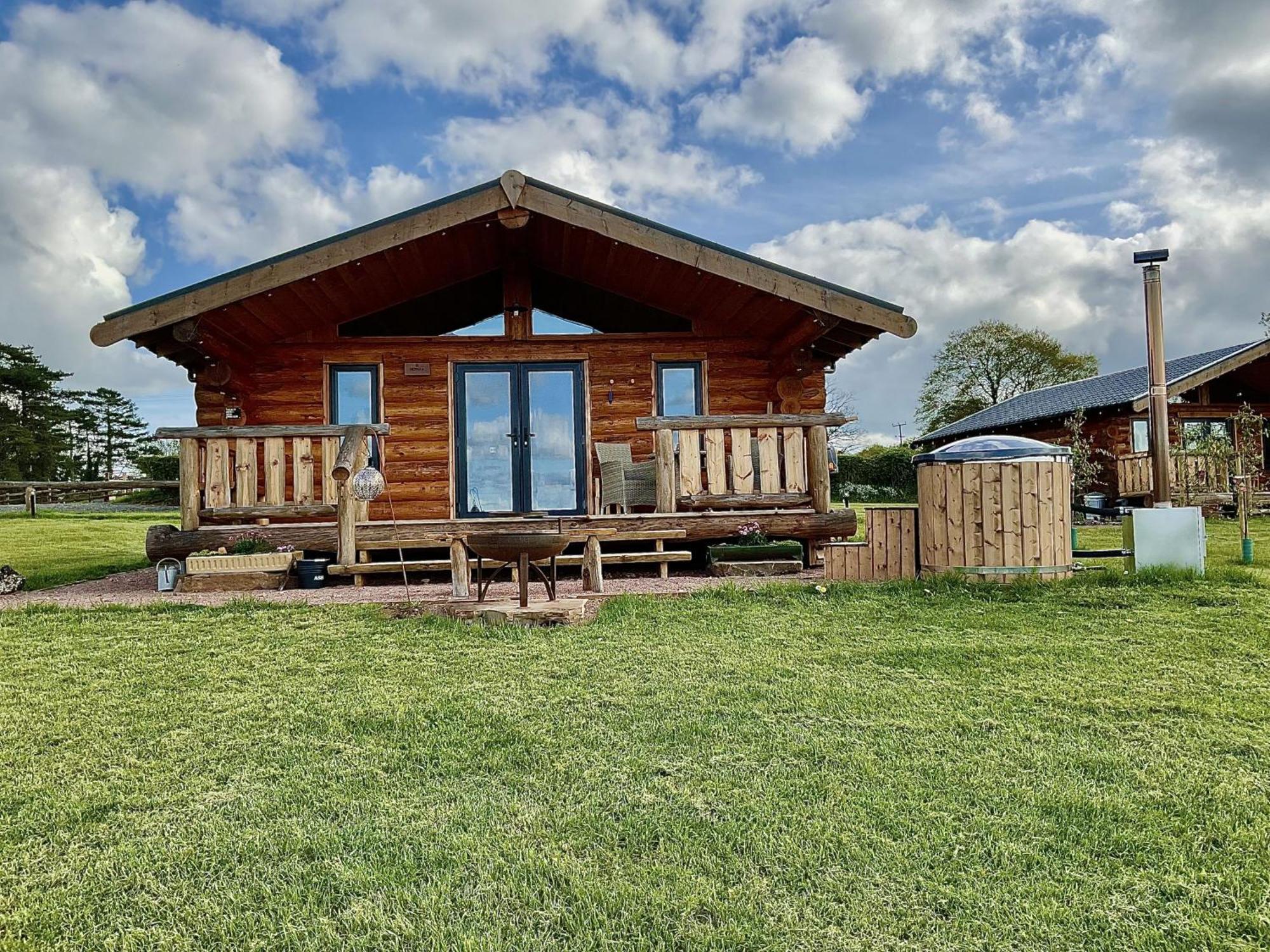 Rowan - Tedstone Log Cabins บรอมยาร์ด ภายนอก รูปภาพ